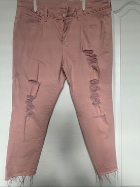 a.n.a Distressed Cropped Jeans in Dusty Rose